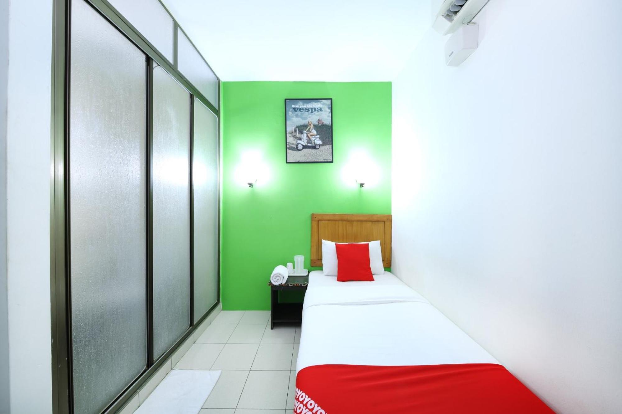 Super Oyo 502 Midah Inn Puchong Esterno foto