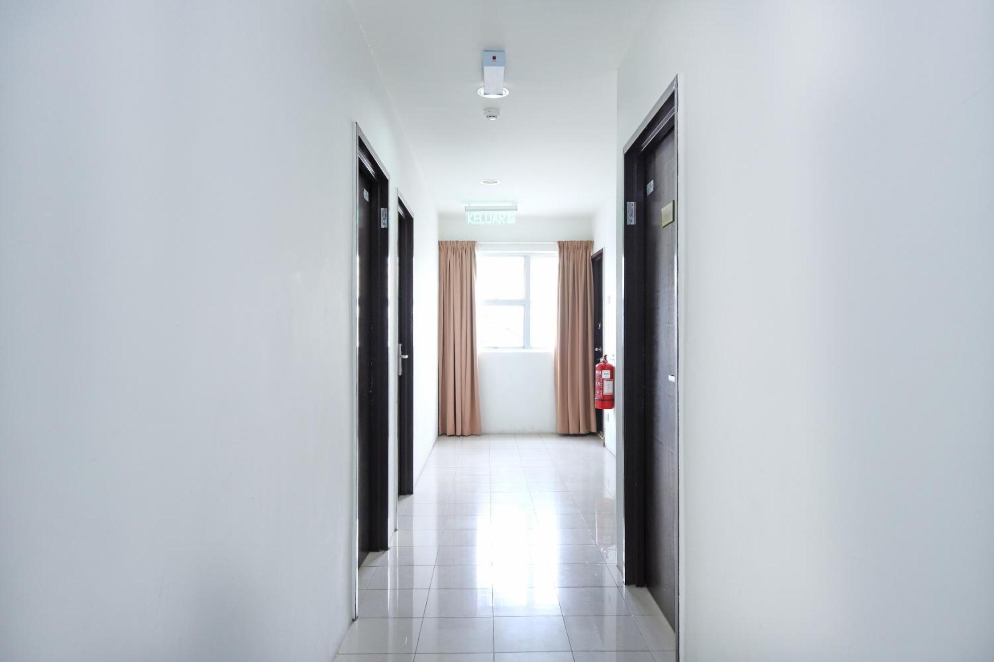 Super Oyo 502 Midah Inn Puchong Esterno foto