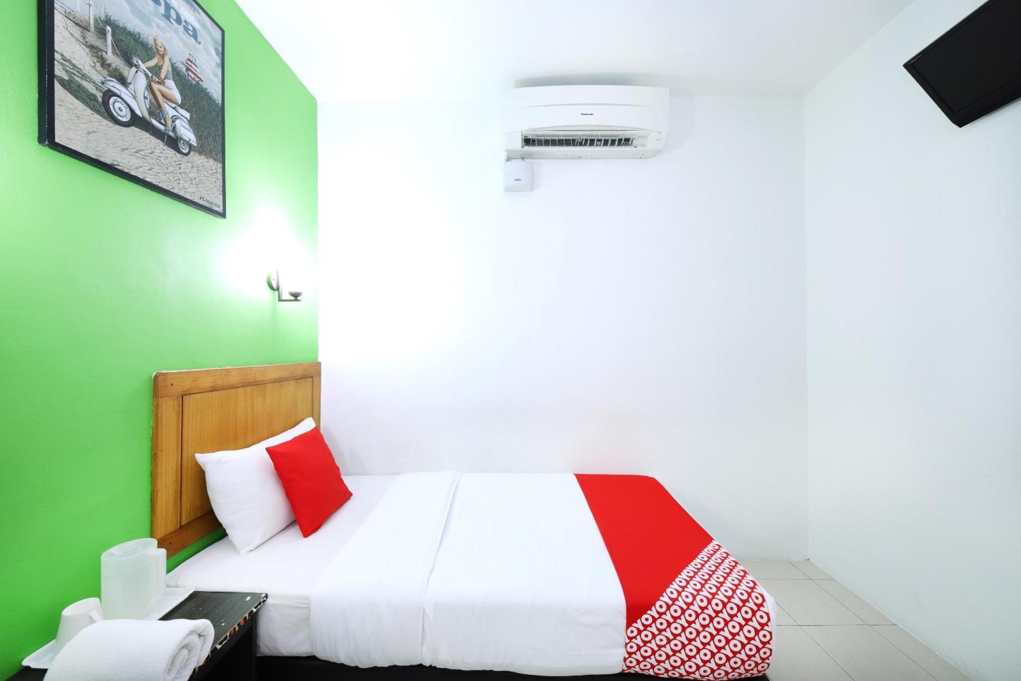 Super Oyo 502 Midah Inn Puchong Esterno foto